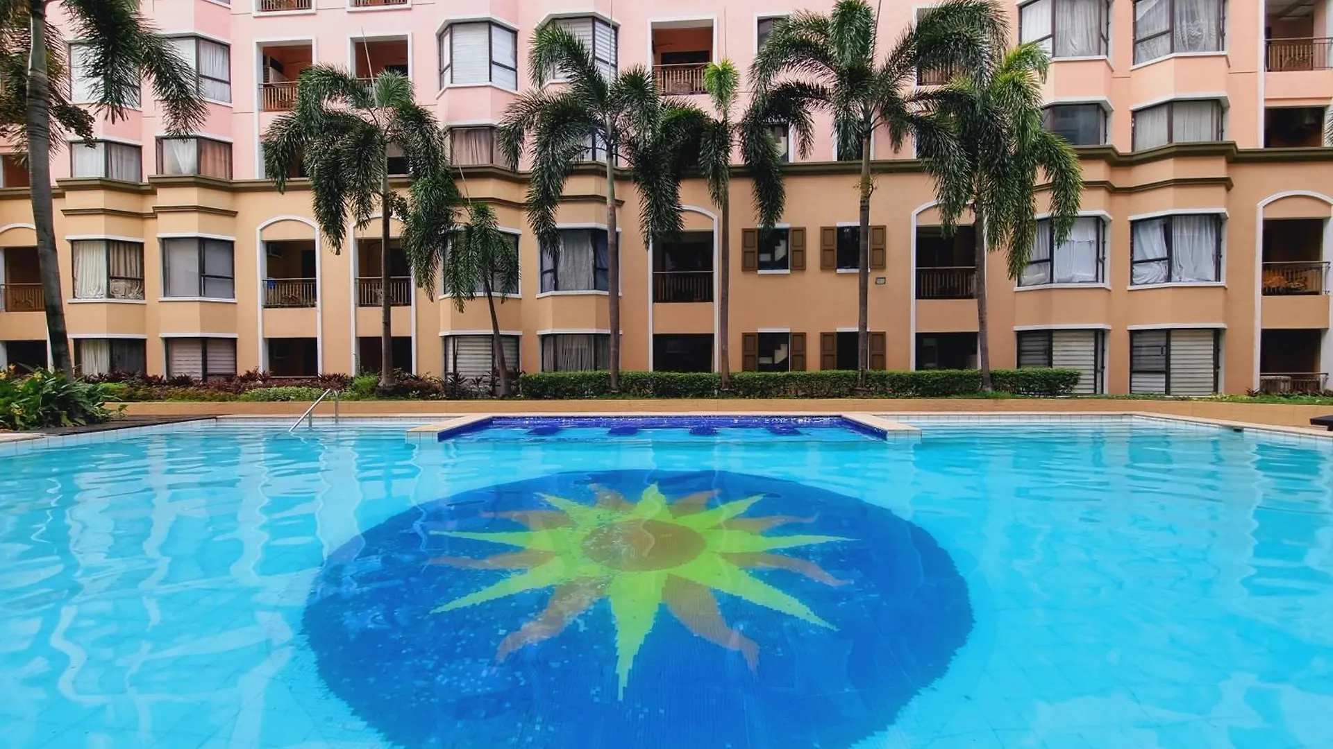 Legarse Staycation At Montecito Residential Resort Manila Filippinerna